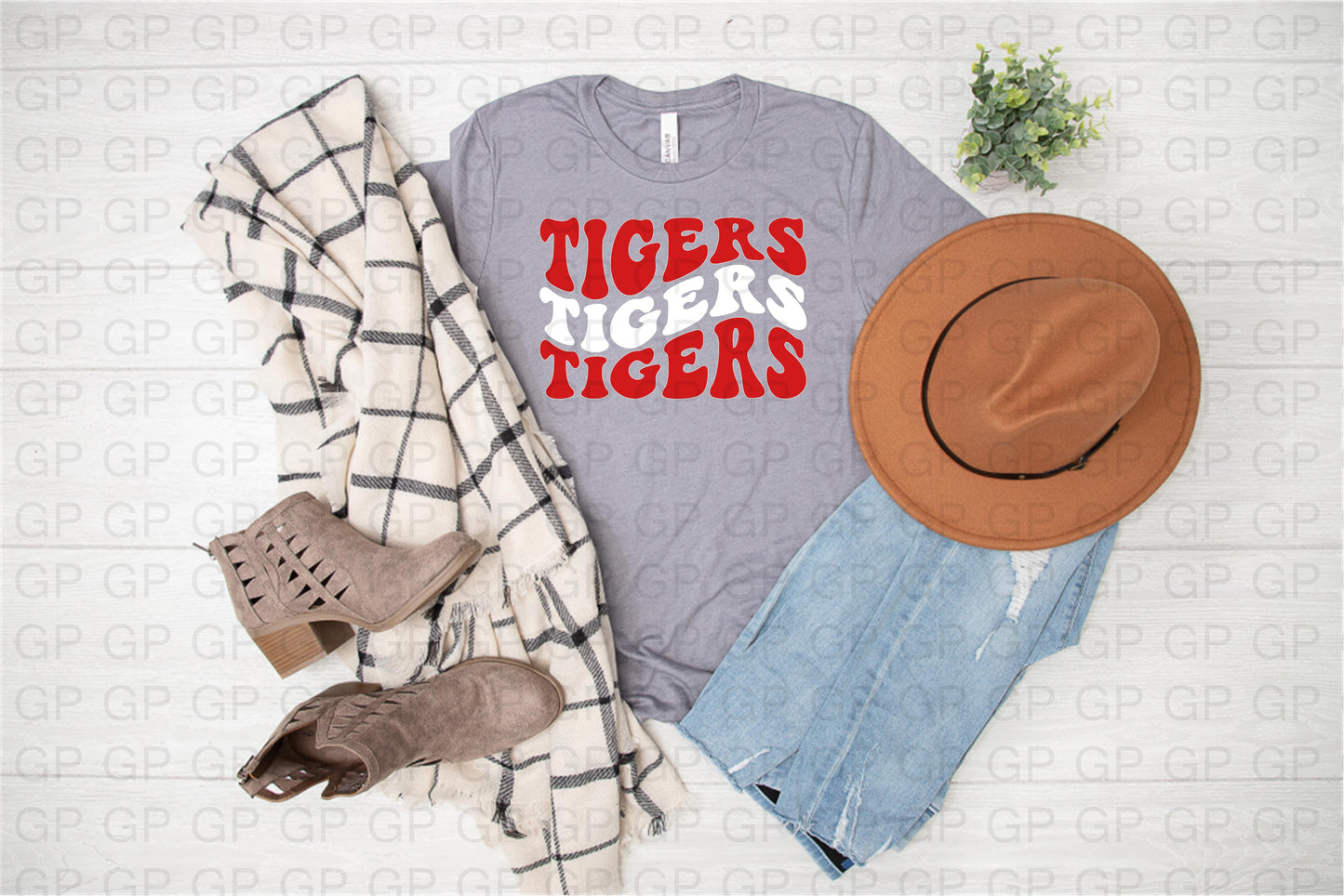 Wavy Retro Tigers Bella Triblend